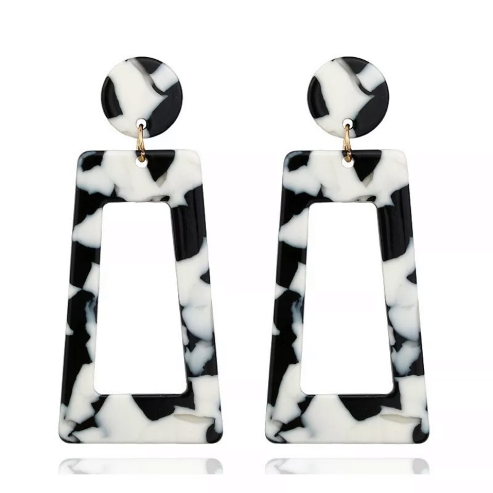 Black & white statement earrings ๐ค๐ค๐ค - Picture 1 of 3